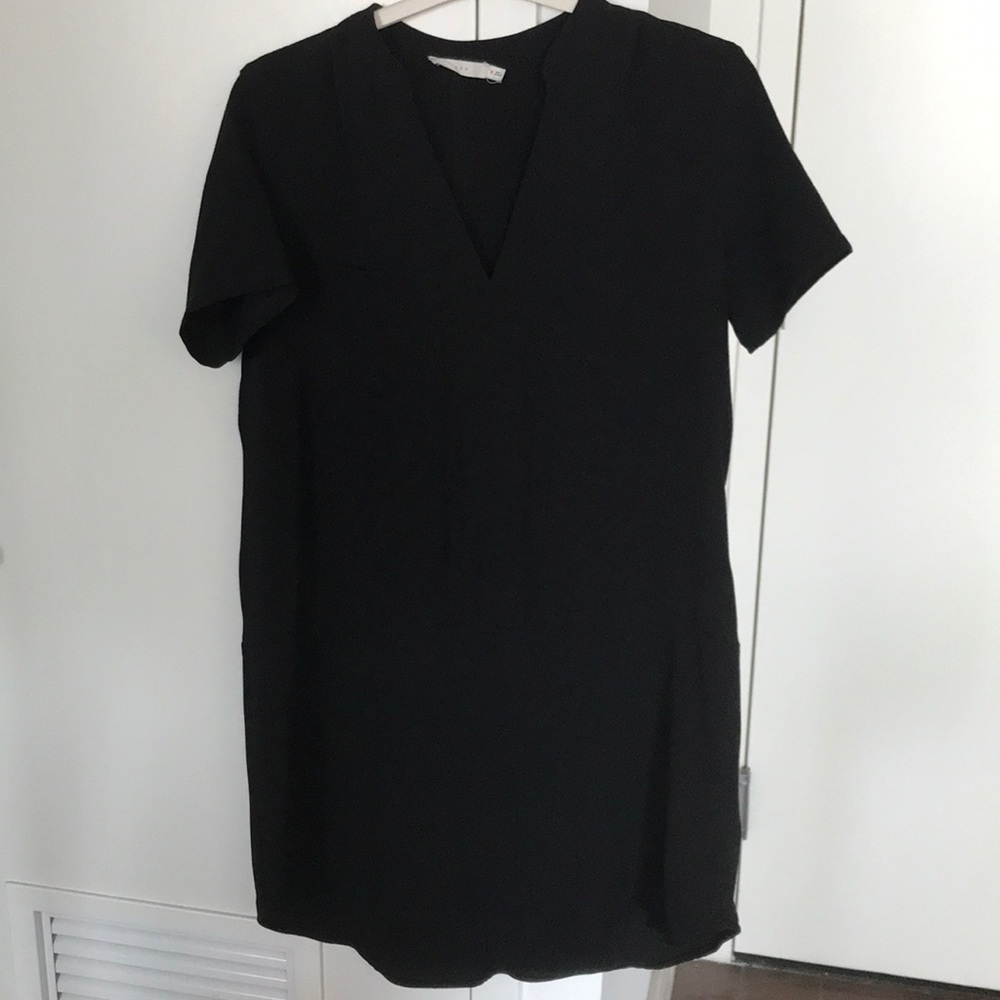 Nordstrom (Lush) black shift dress
